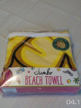 NWT JUMBO Pineapple Beach Towel 15"x 66"